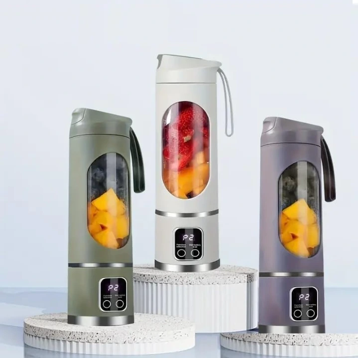 Portable Mini Blender for Smoothies & Shakes (USB Rechargeable) ★★★★★(126)